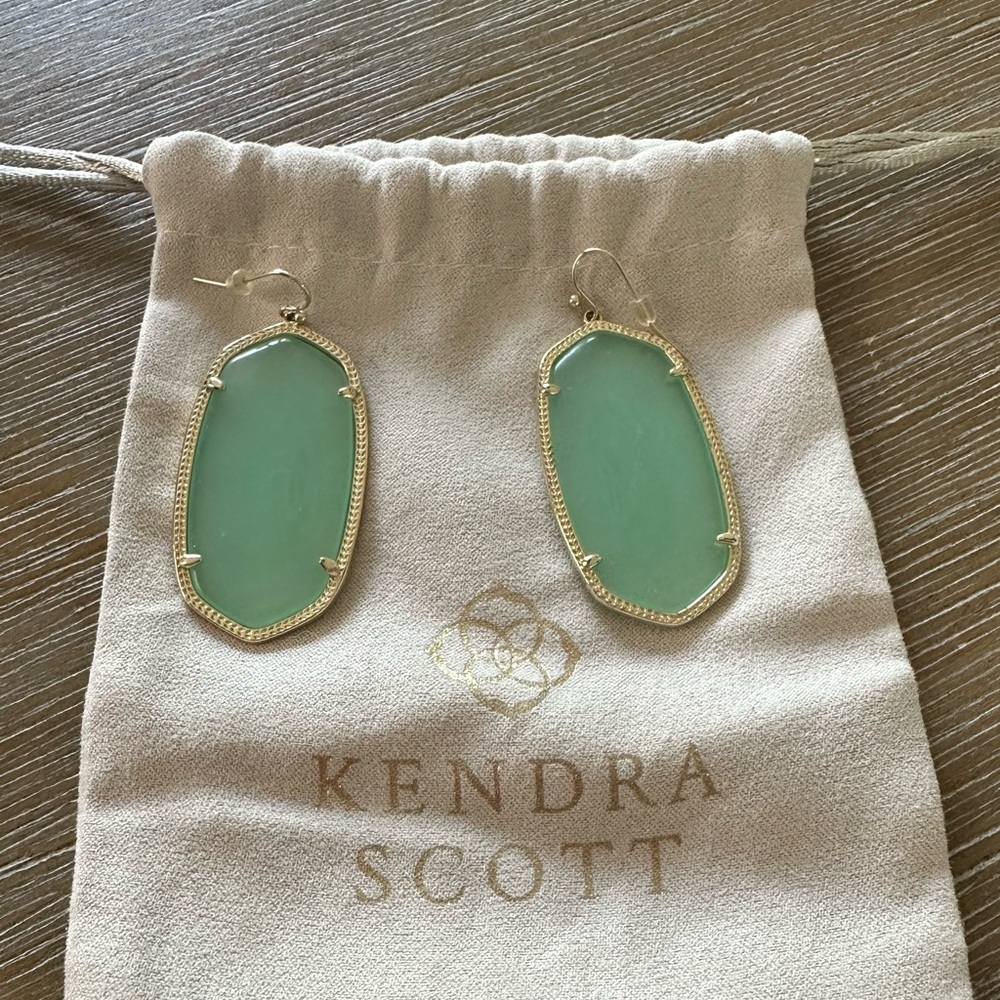Kendra Scott Danielle Statement Earrings